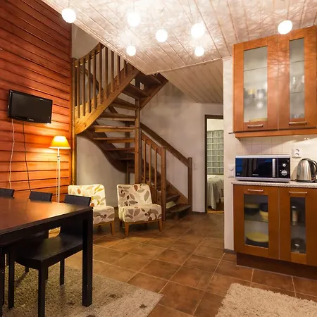 Karhunvartija 8 Visit *